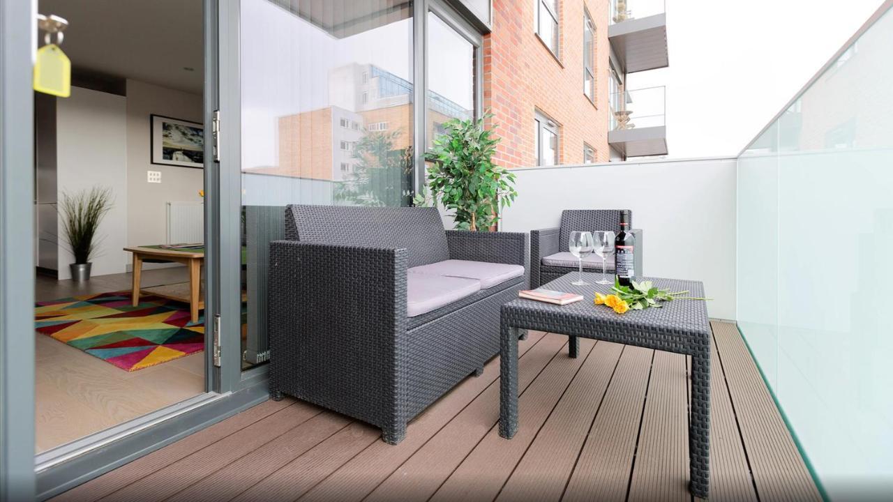 Esquire Apartments Ealing Λονδίνο Εξωτερικό φωτογραφία